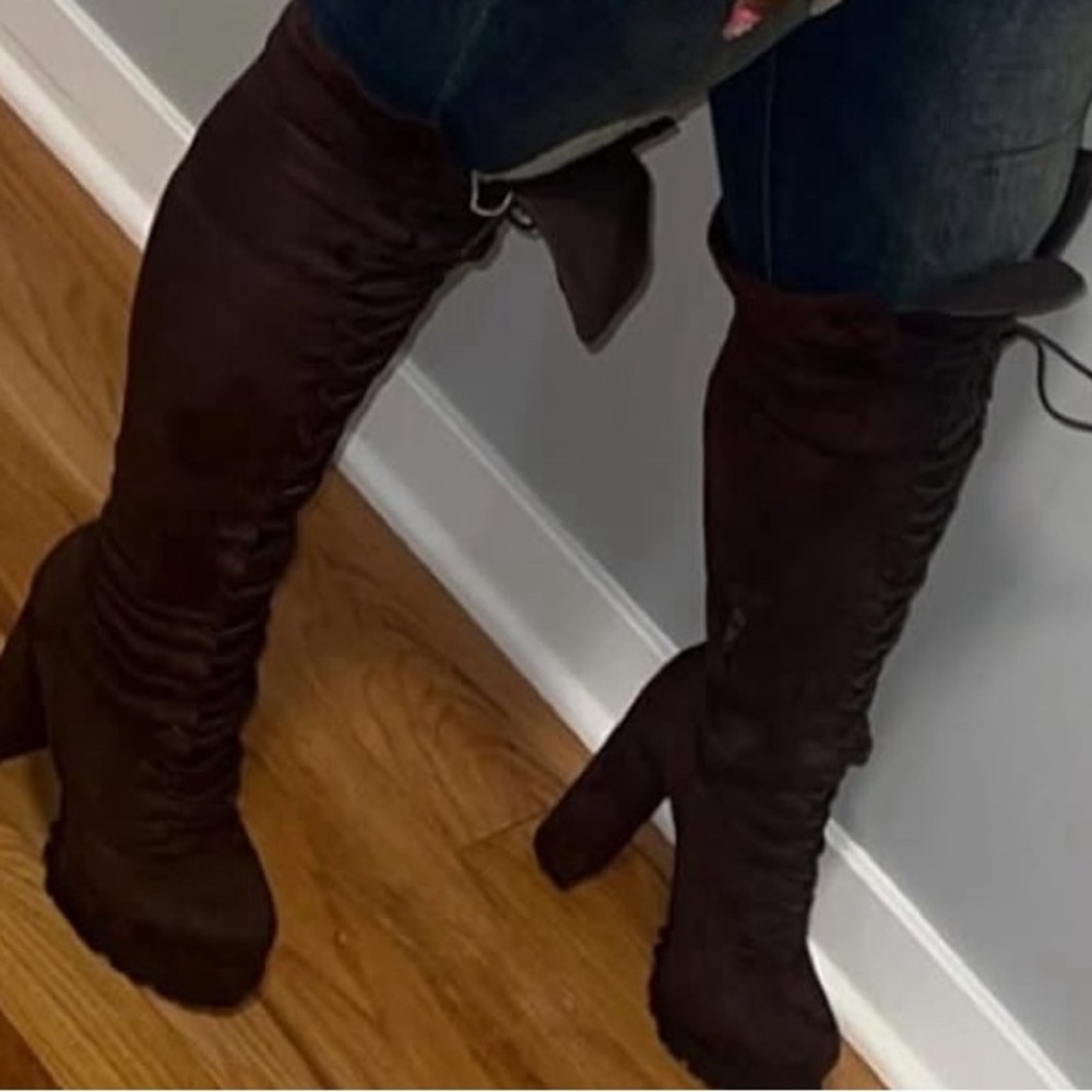 Chocolate heeled boots